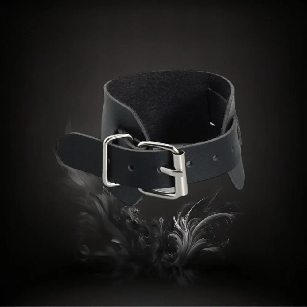 Men’s l Basic Black l Leather Wristband l New
